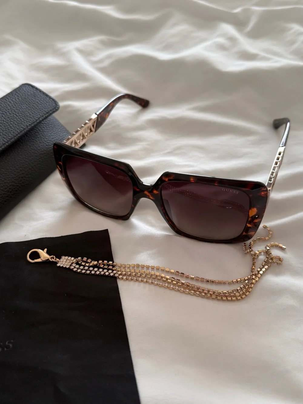 GUESS x Jennifer Lopez Oversized Square Tortoise Sunglasses Rhinestone Chain